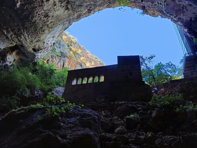 пещеры Рай и Ад в Турции