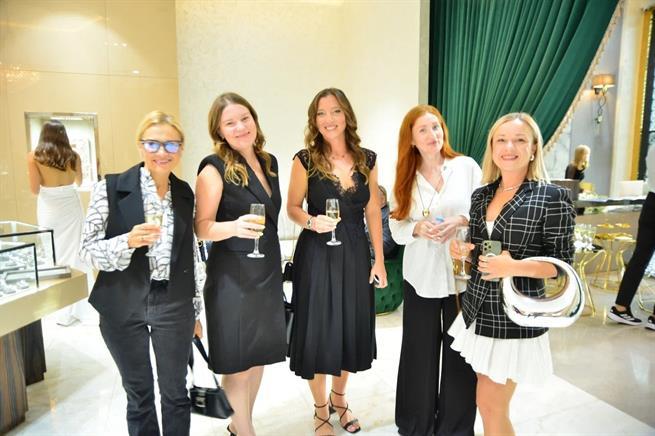 показ Elena Muhacir Jewellery в Анталии