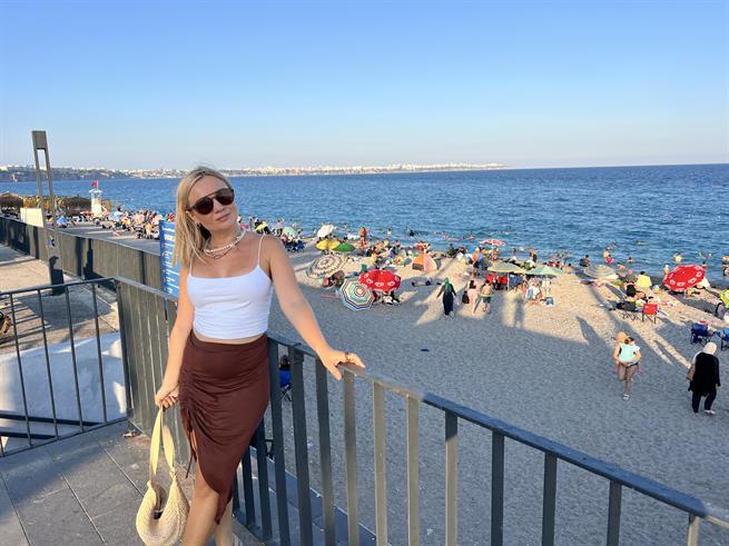 Вечерняя прогулка по набережной