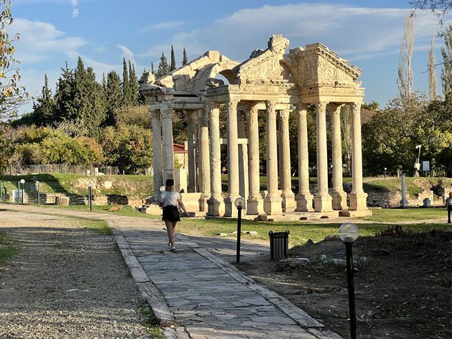 Афродисиас