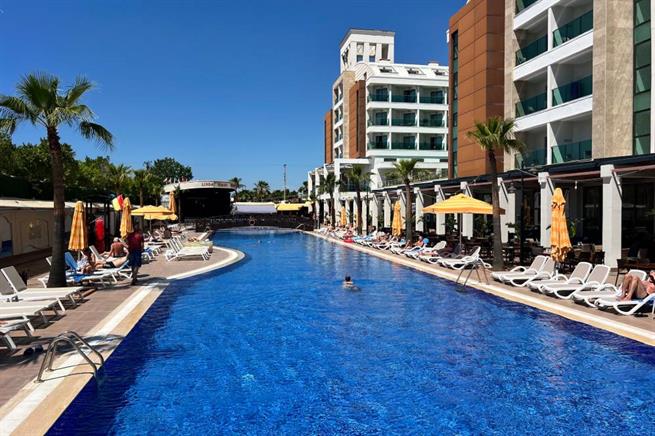 Linda Sunny Beach Hotel & Spa 5* в Сиде: обзор отеля, пляжа, питания и инфраструктуры