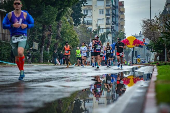 Международный анталийский марафон и полумарафон Runtalya 2023