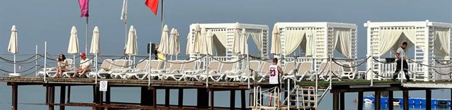 Куда поехать в Турцию весной: Анталья, Алания, Кемер или Сиде