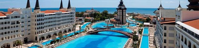 Топ-10 отелей Турции с подогреваемым бассейном на ноябрь 2022
